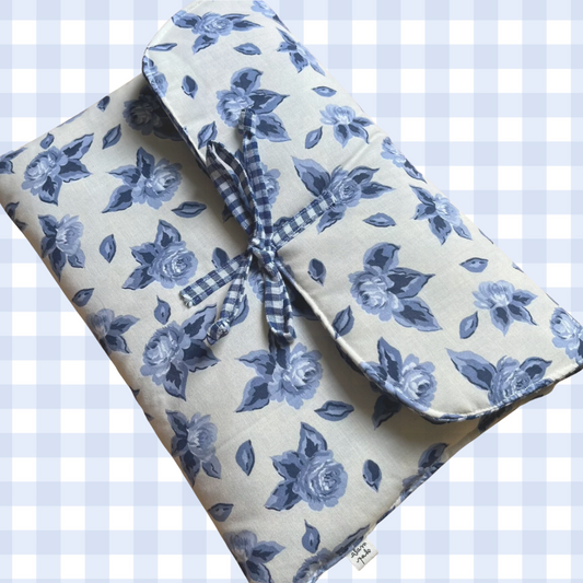 FUNDA FLORES Y VICHY AZUL