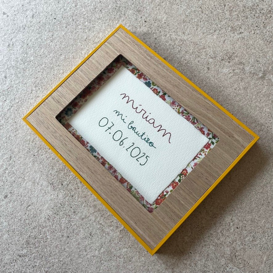 MARCO PERSONALIZADO BORDADO A MANO (SIMPLE)