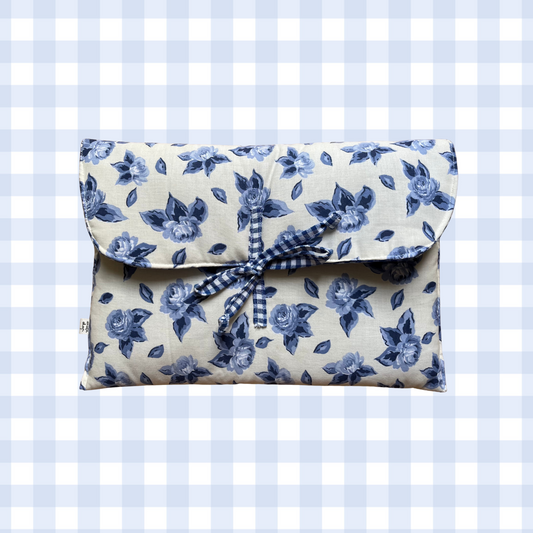 FUNDA FLORES Y VICHY AZUL